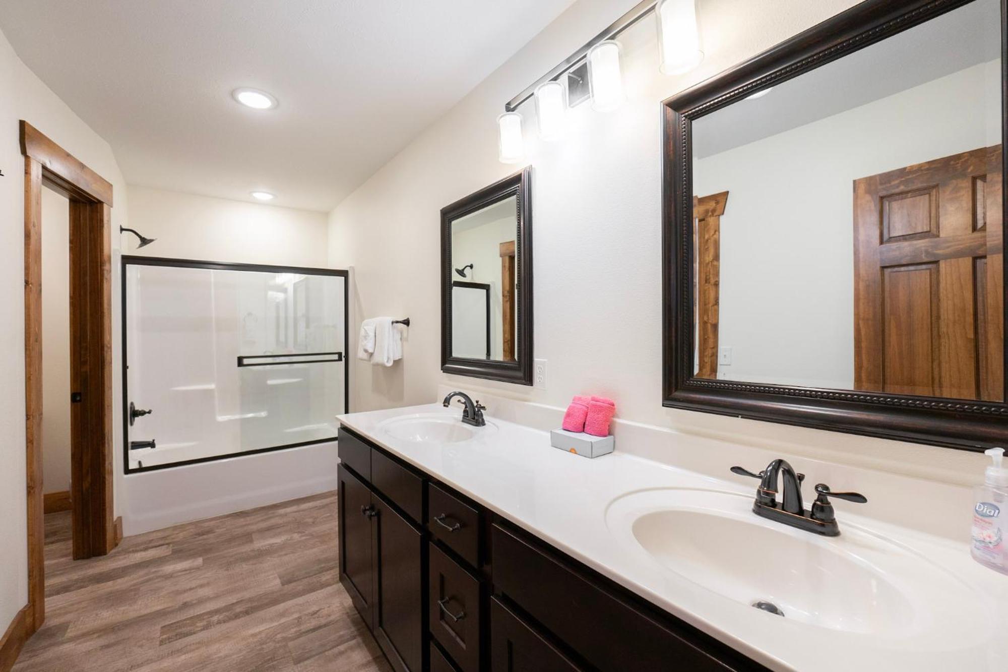 3Bd Walk-In Near Silver Dollar City - Game Room - Pool - Free Tickets Included - Rr-93B แบรนสัน ภายนอก รูปภาพ